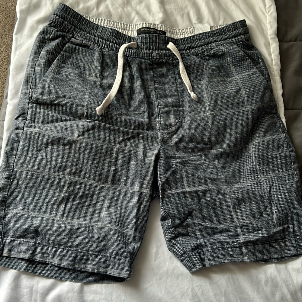 Banana Republic Men’s Drawstring Shorts